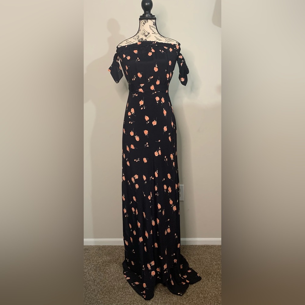 Bardot Maxi Dress in Raining Jasmine FLYNN SKYE
Color:Raining Jasmine Size: S - Picture 1 of 13